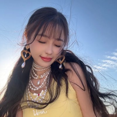 美女来了